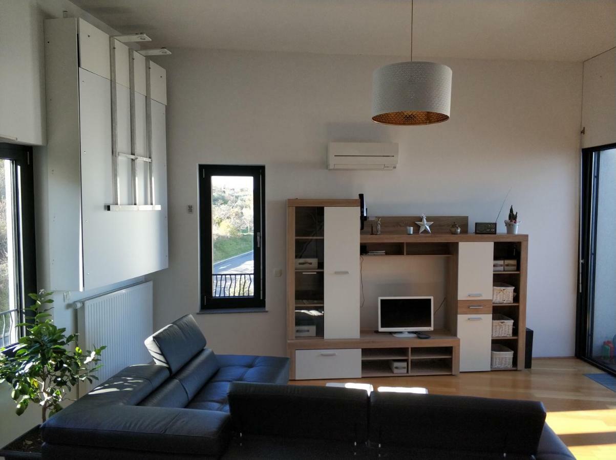 Apartment Morski Cvet 科佩尔 外观 照片